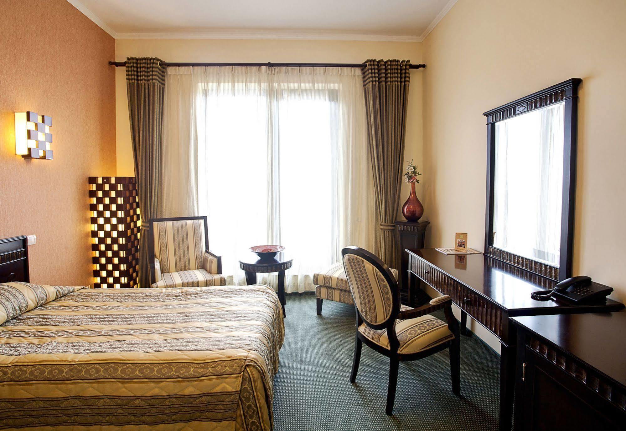Pipera Hotel Tecadra מראה חיצוני תמונה
